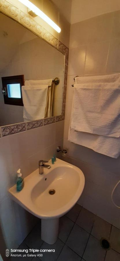 Ranias House Apartment Andiparos Bagian luar foto